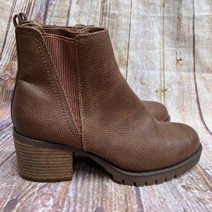 MIA Brown Lug Sole Ankle Boots Women's Size 10 Heeled Booties